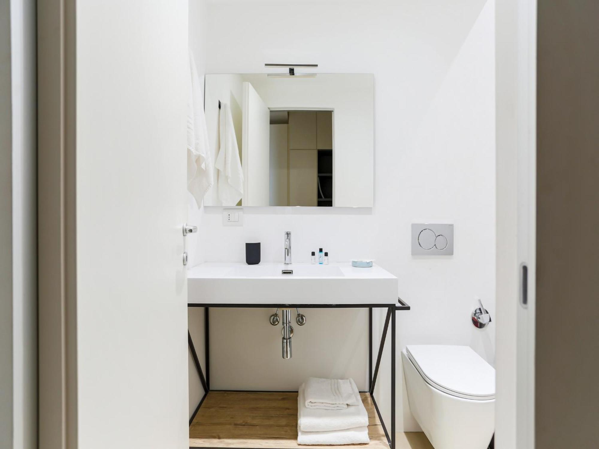 The Best Rent - Bright One-Bedroom Apartment In Corso Vittorio Emanuele II 米兰 外观 照片