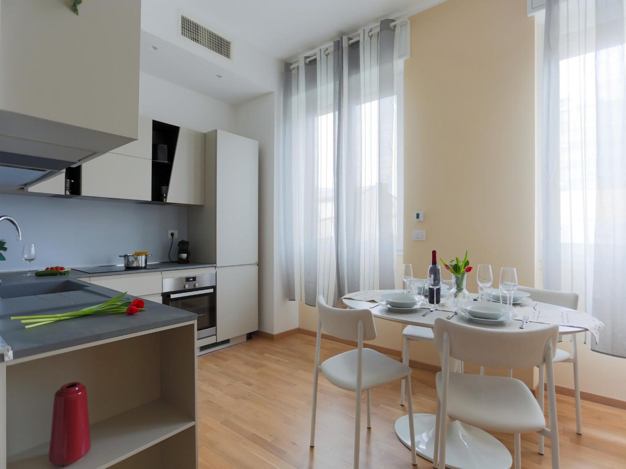 The Best Rent - Bright One-Bedroom Apartment In Corso Vittorio Emanuele II 米兰 外观 照片